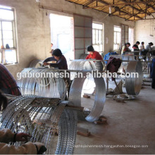 Galvanized surface treatment and barbed wire mesh type low price concertina razor barbed wire